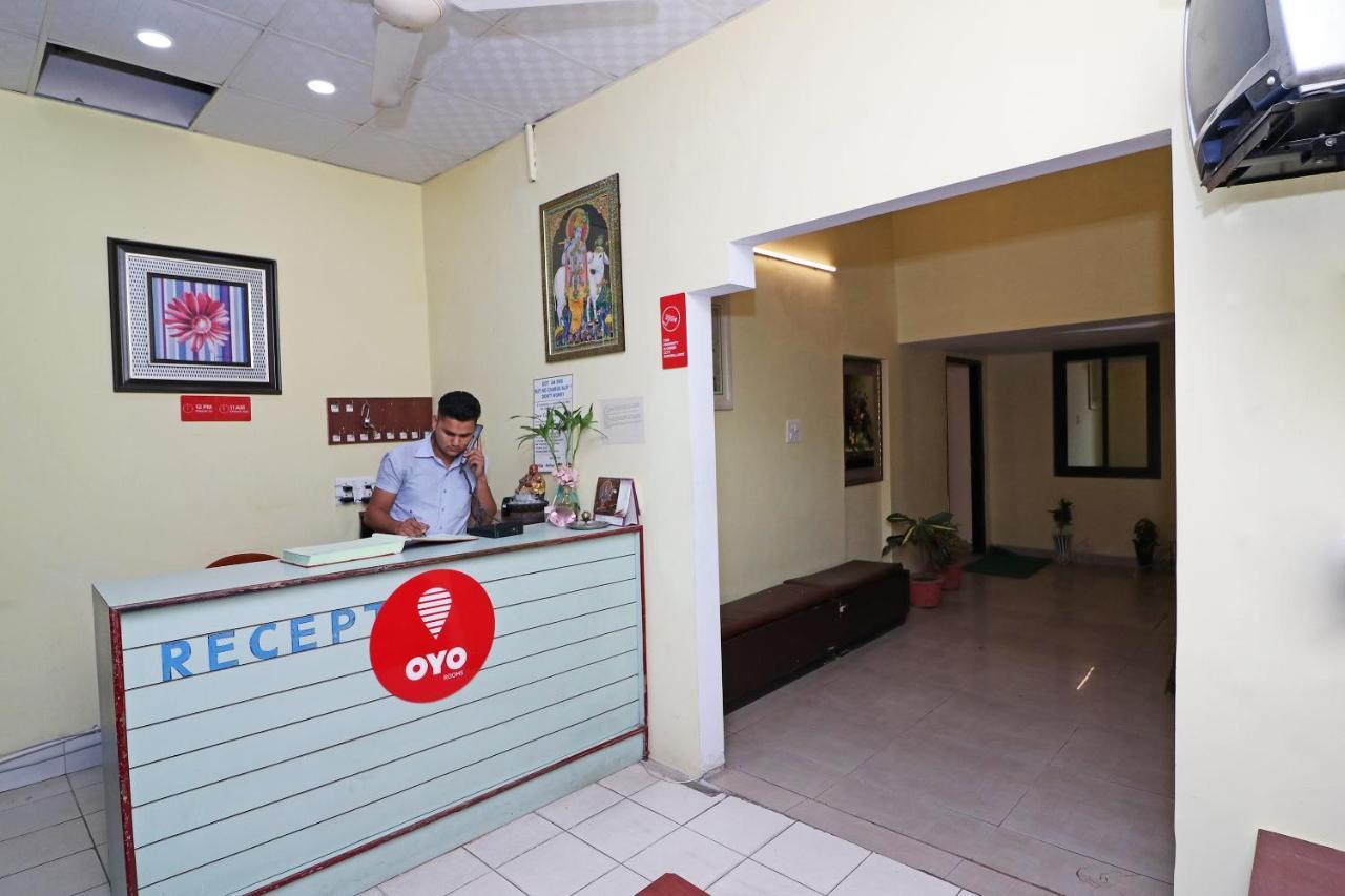 Oyo 14179 Panchvati Ξενοδοχείο Ντεχραντούν Εξωτερικό φωτογραφία